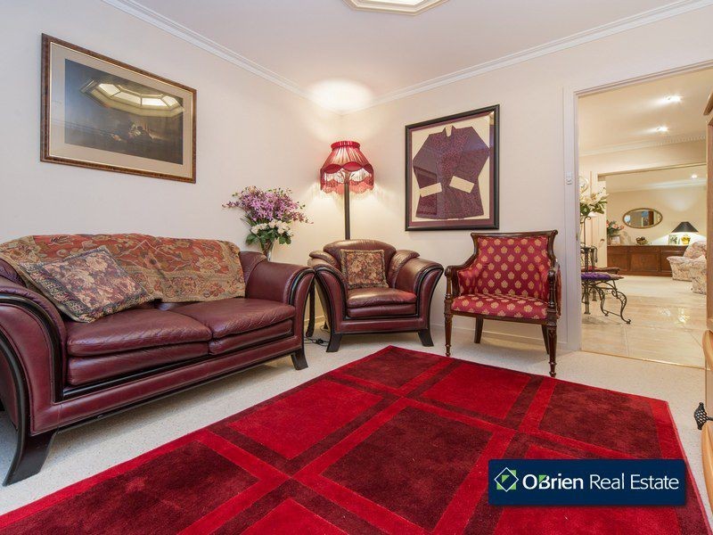 8 Ridge Road, Berwick VIC 3806