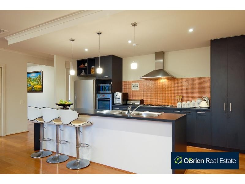 7 Clendon Street, Berwick VIC 3806