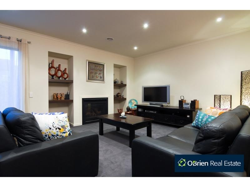 7 Clendon Street, Berwick VIC 3806