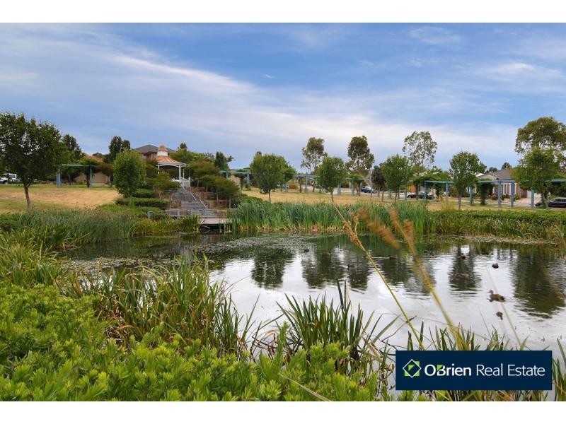 7 Clendon Street, Berwick VIC 3806