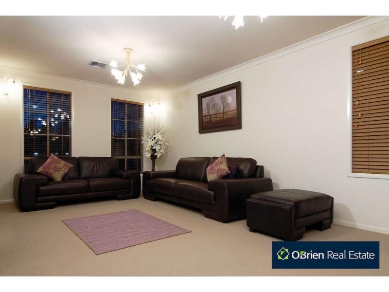 2 Ambiance Crescent, Narre Warren South VIC 3805
