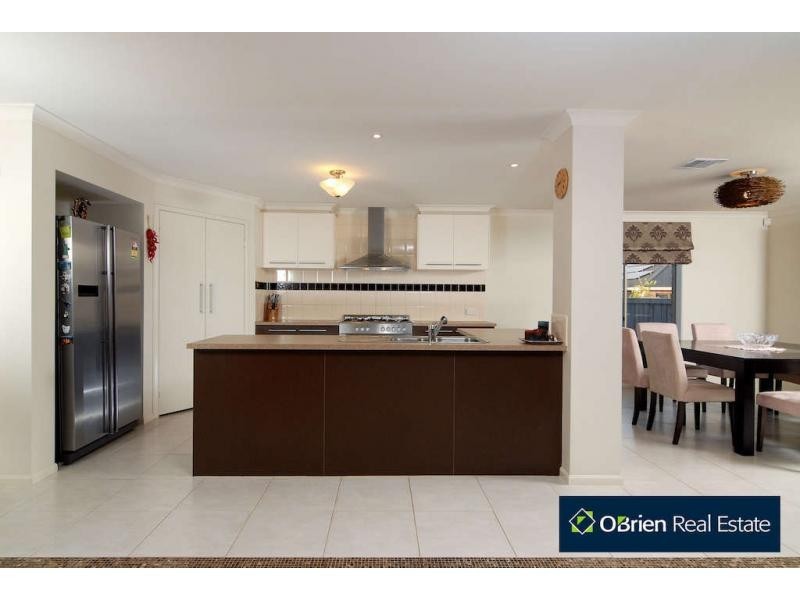 2 Ambiance Crescent, Narre Warren South VIC 3805