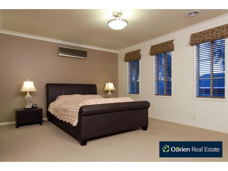 2 Ambiance Crescent, Narre Warren South VIC 3805