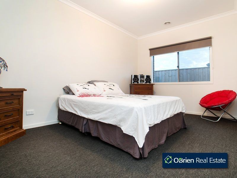 21 Marija Crescent, Berwick VIC 3806