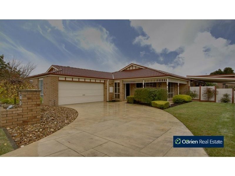 10 Sherbrooke Court, Narre Warren South VIC 3805