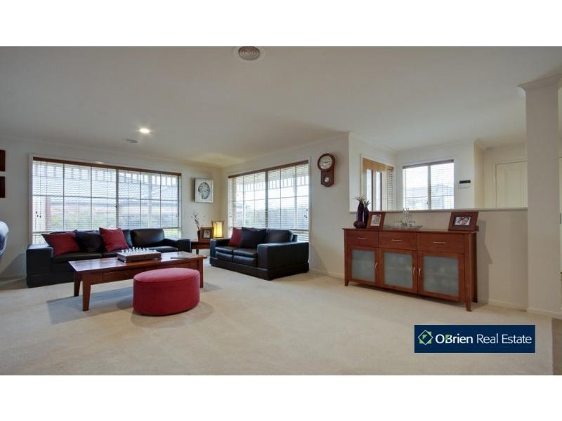 10 Sherbrooke Court, Narre Warren South VIC 3805