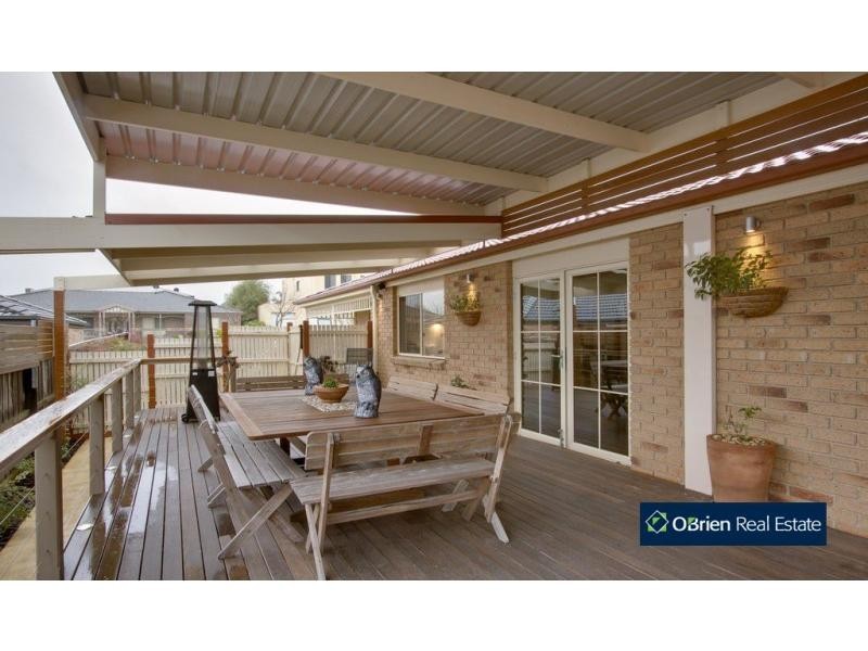 10 Sherbrooke Court, Narre Warren South VIC 3805