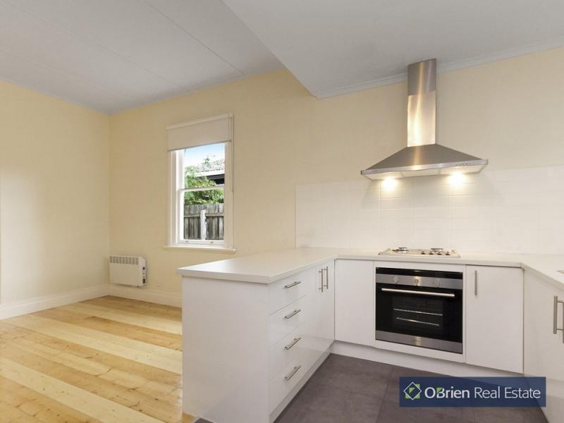 7 Eighth Street, Parkdale VIC 3195