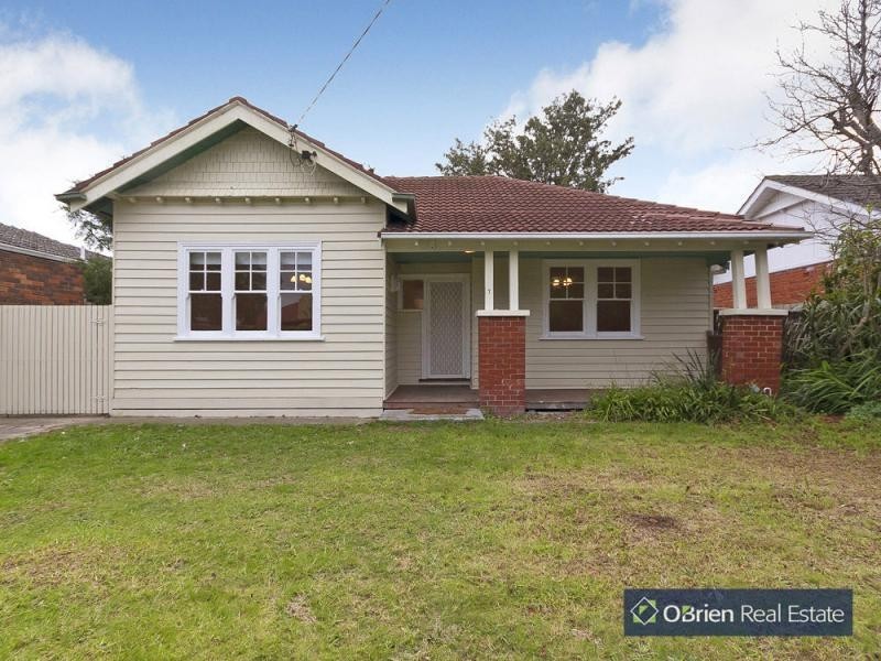 7 Eighth Street, Parkdale VIC 3195