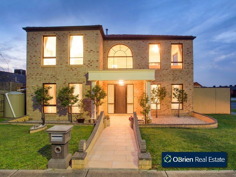 1 Glenn Erin Way, Berwick VIC 3806