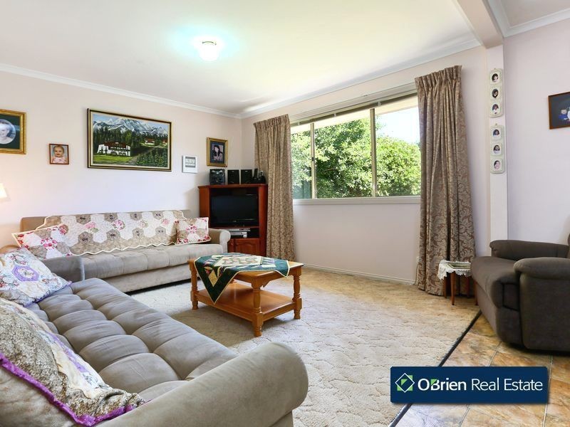 9 Milparinka Way, Berwick VIC 3806