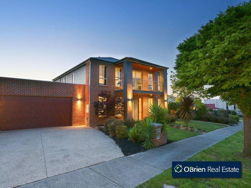 2 Messina Place, Narre Warren South VIC 3805