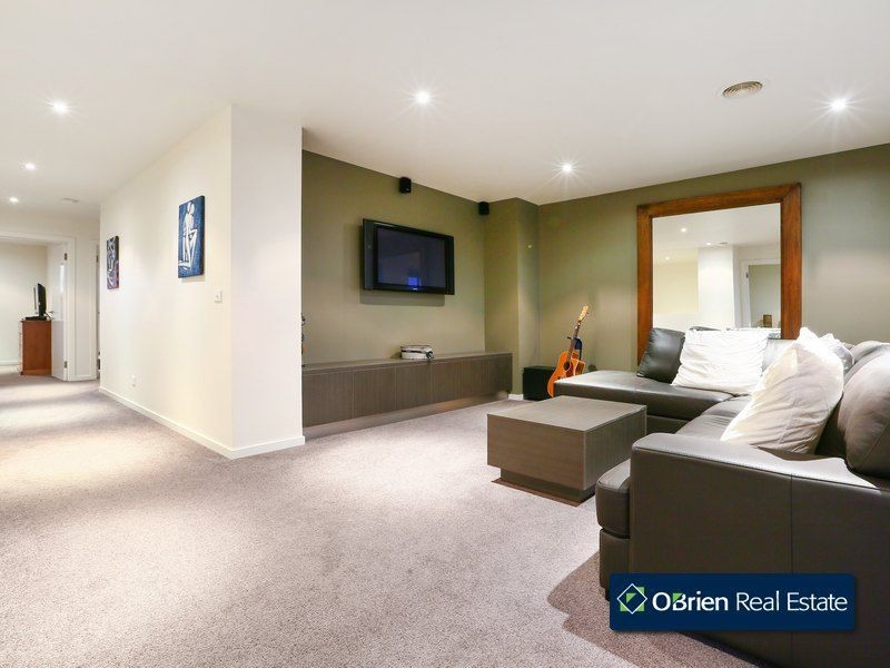 2 Messina Place, Narre Warren South VIC 3805