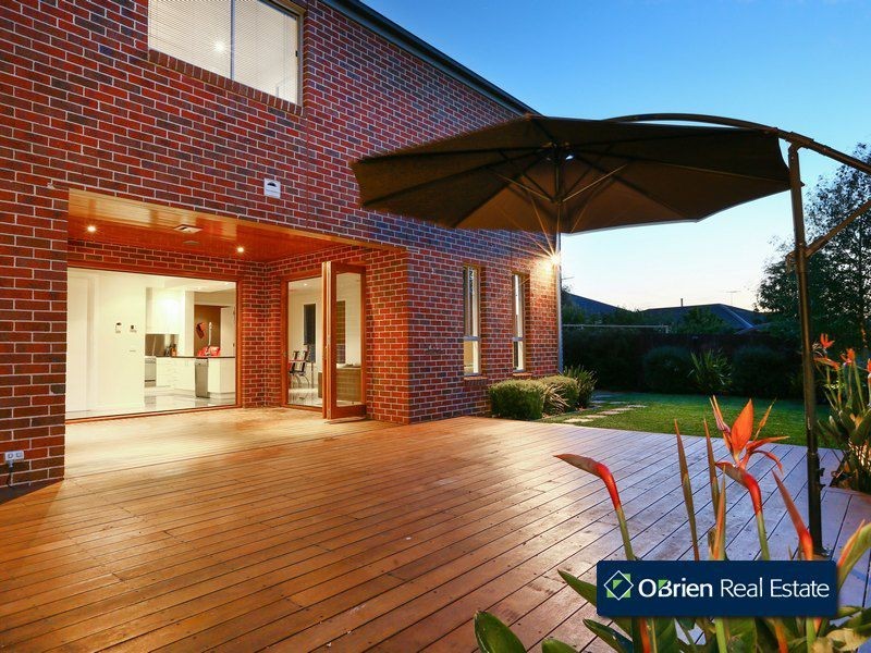 2 Messina Place, Narre Warren South VIC 3805