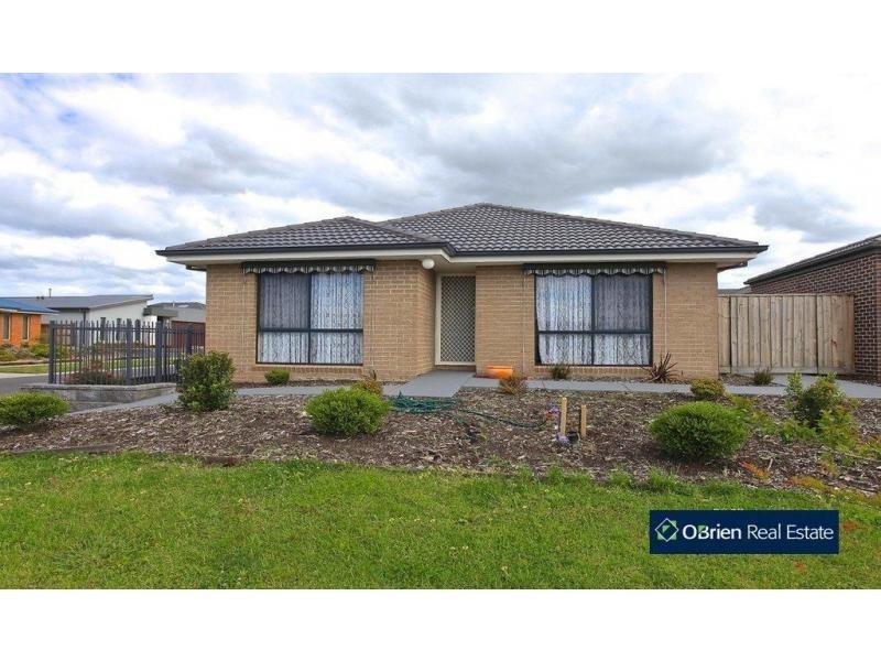 1 Egan Lane, Lyndhurst VIC 3975