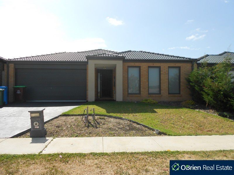 118 William Thwaites Boulevard, Cranbourne North VIC 3977