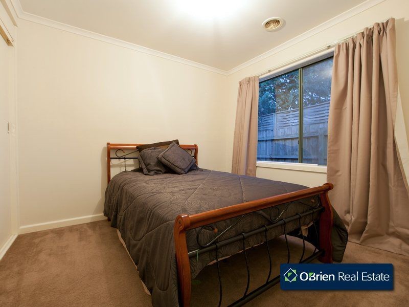 5 Rimes Close, Cranbourne West VIC 3977