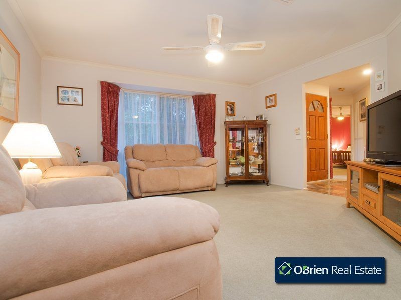 40 Coolabah Grove, Berwick VIC 3806
