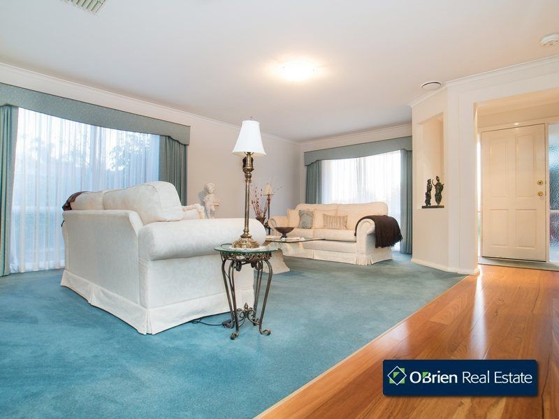 23 Newman Court, Berwick VIC 3806