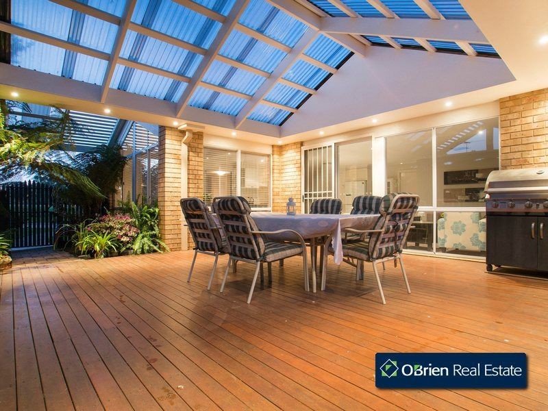 23 Newman Court, Berwick VIC 3806