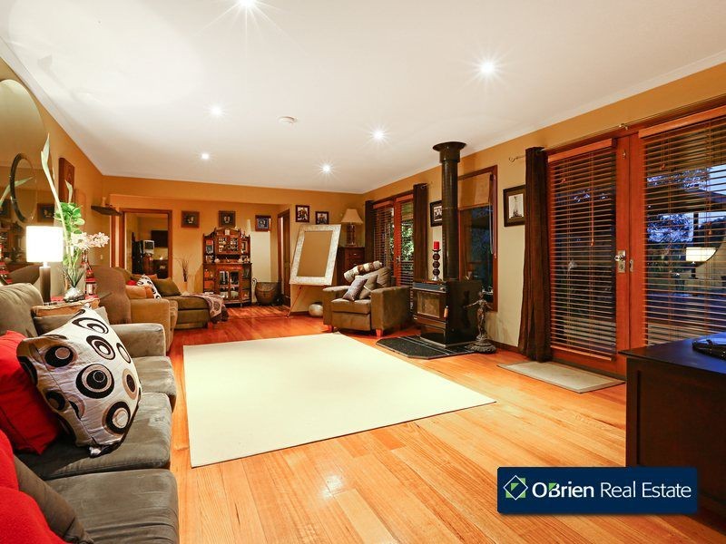 14 Mountain Flat Road, Narre Warren East VIC 3804