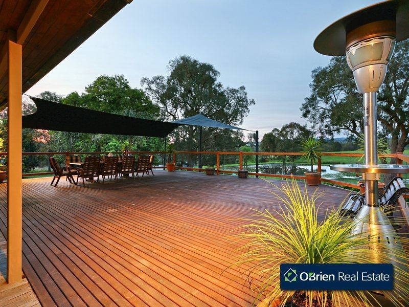 14 Mountain Flat Road, Narre Warren East VIC 3804