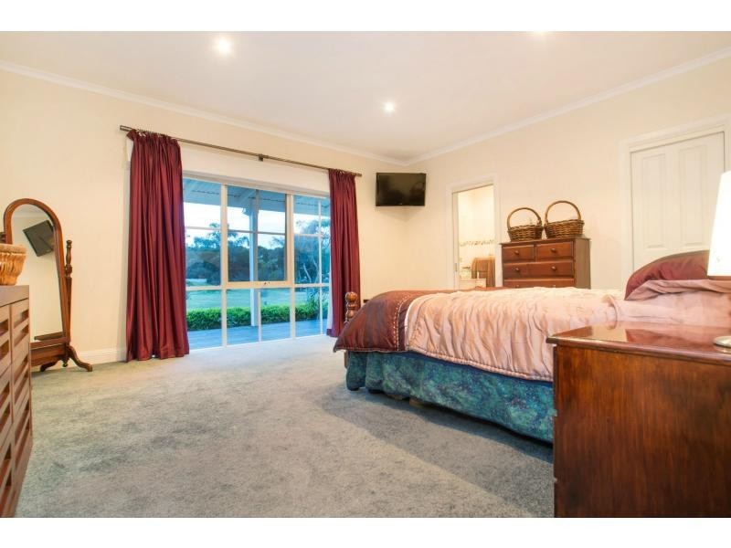 876 North Road, Pearcedale VIC 3912