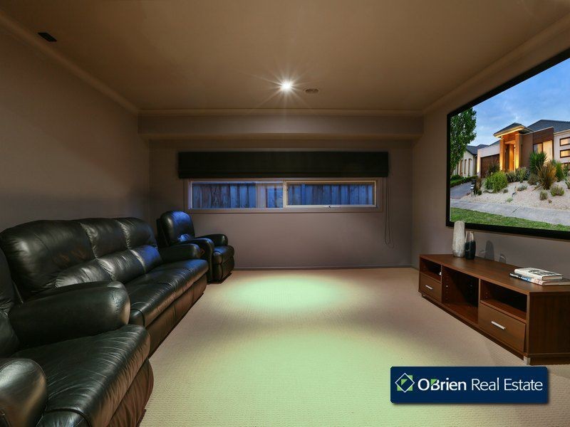 24 Skipperstone Glen, Narre Warren South VIC 3805