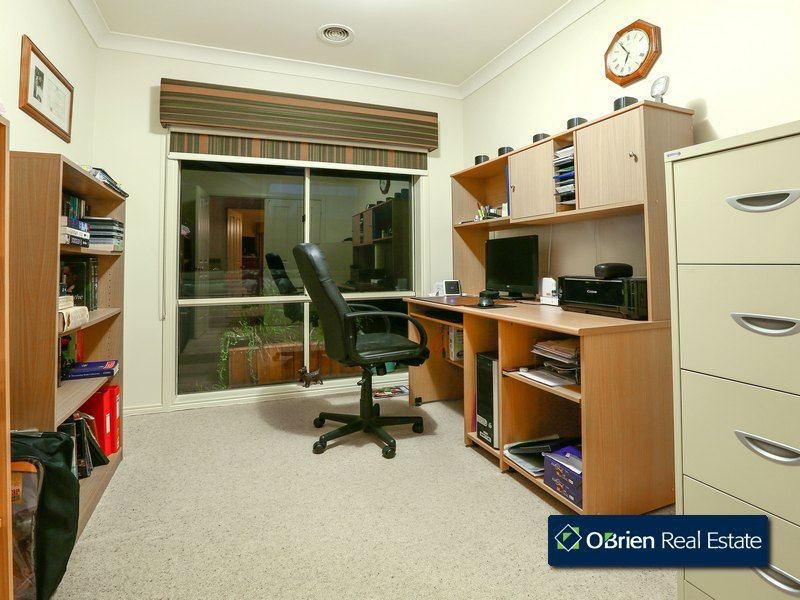 3 Atlanta Glen, Cranbourne VIC 3977