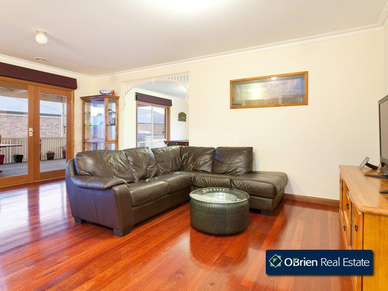 17 Beaconhill Drive, Beaconsfield VIC 3807
