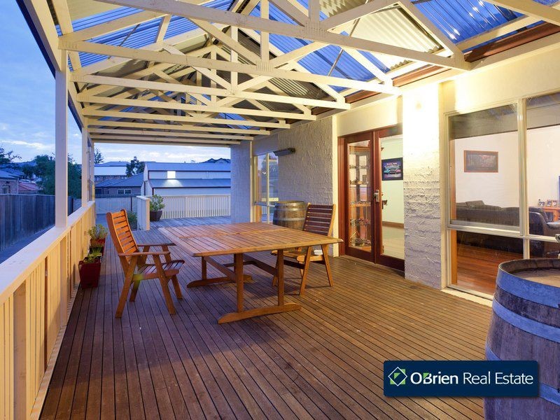 17 Beaconhill Drive, Beaconsfield VIC 3807