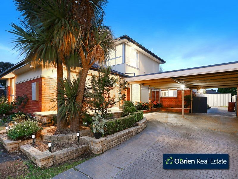 18 Marjoram Close, Hallam VIC 3803