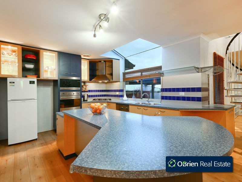 18 Marjoram Close, Hallam VIC 3803