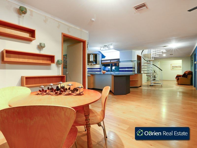 18 Marjoram Close, Hallam VIC 3803