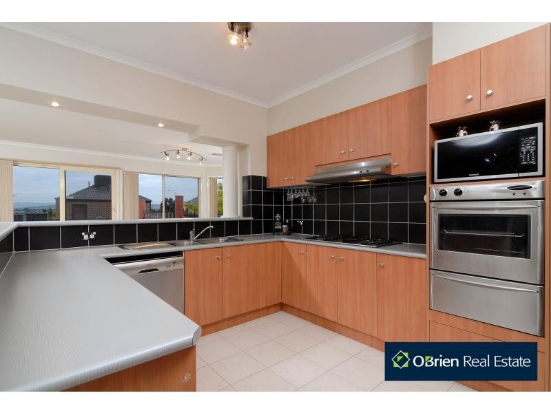 80 The Boulevard, Narre Warren South VIC 3805