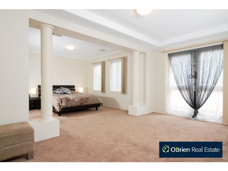 80 The Boulevard, Narre Warren South VIC 3805