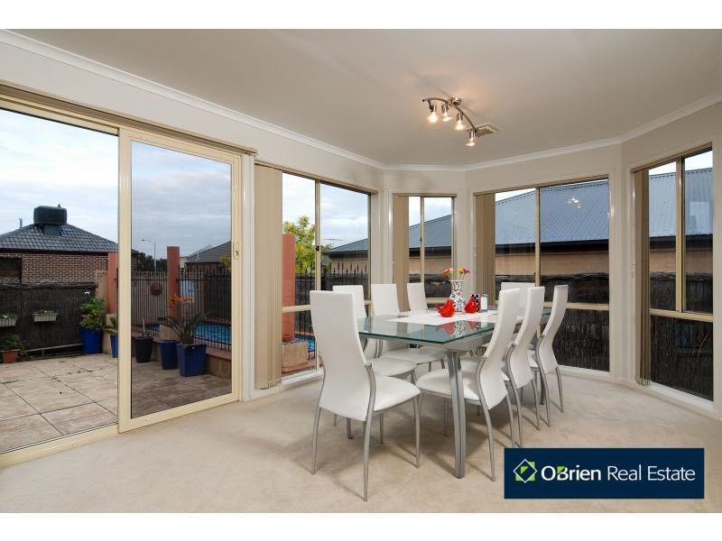 80 The Boulevard, Narre Warren South VIC 3805