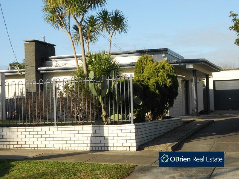 36 Sweeney Drive, Narre Warren VIC 3805