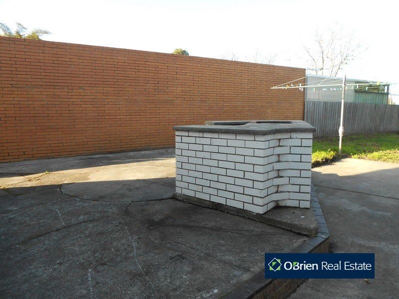 36 Sweeney Drive, Narre Warren VIC 3805