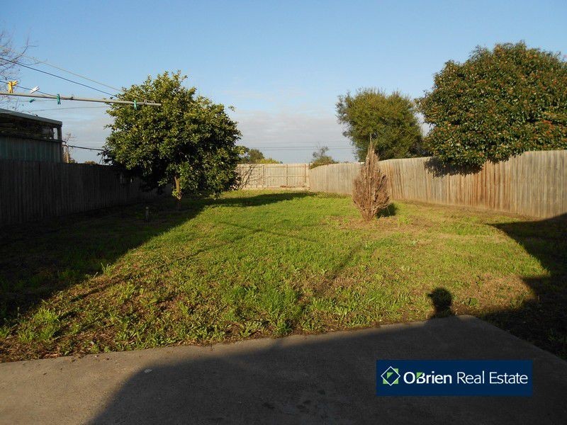 36 Sweeney Drive, Narre Warren VIC 3805