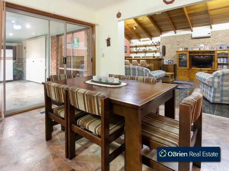 6 Lambert Court, Endeavour Hills VIC 3802