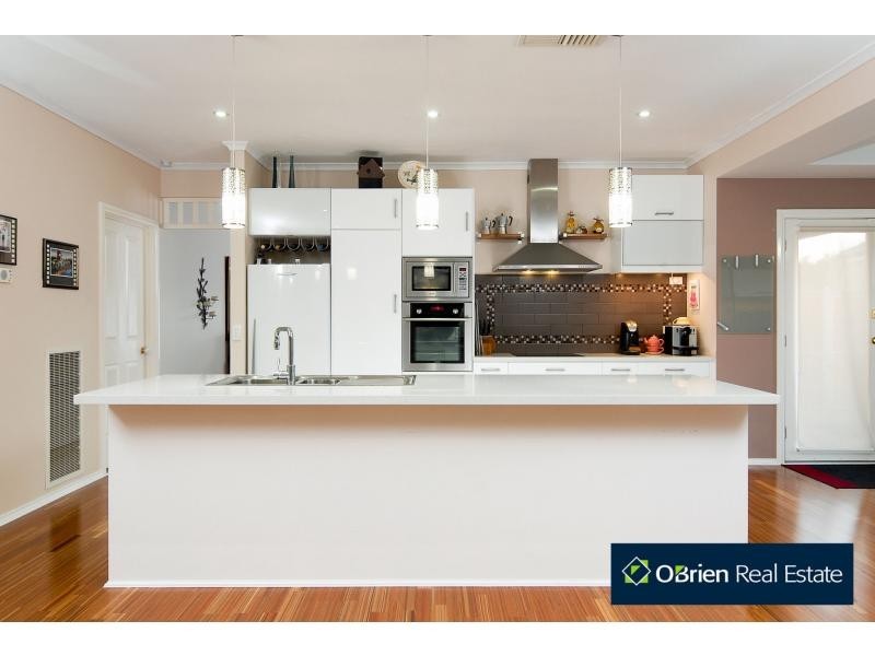 4 Piccadilly Court, Narre Warren South VIC 3805