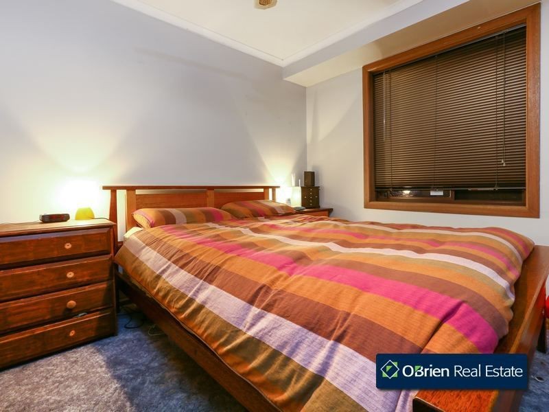 4 South Anderson Court, Cranbourne VIC 3977