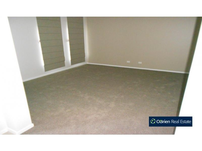 24 Majestic Drive, Officer VIC 3809