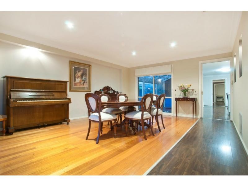 5 Kinta Close, Berwick VIC 3806