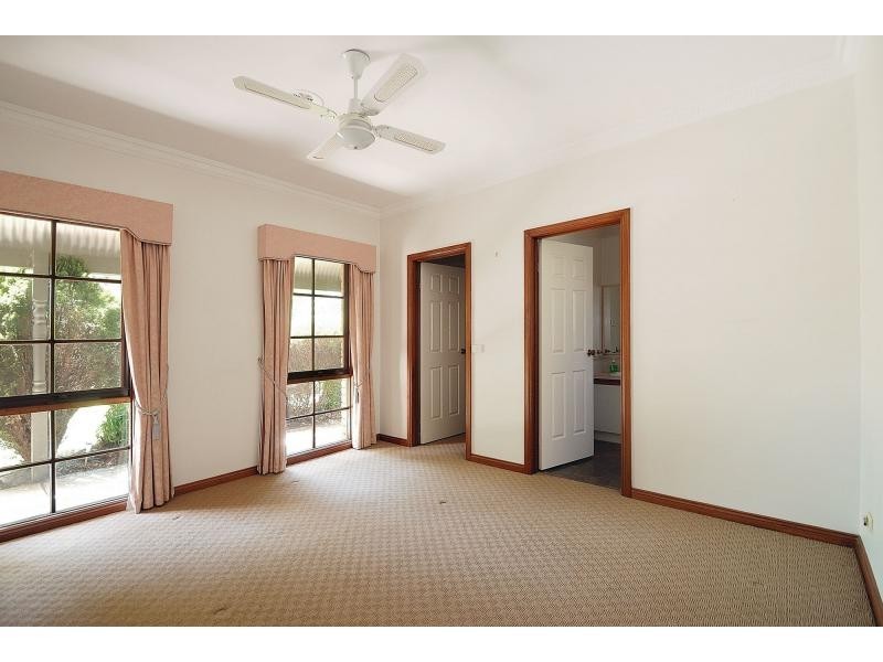 5 Don Juan Court, Narre Warren VIC 3805