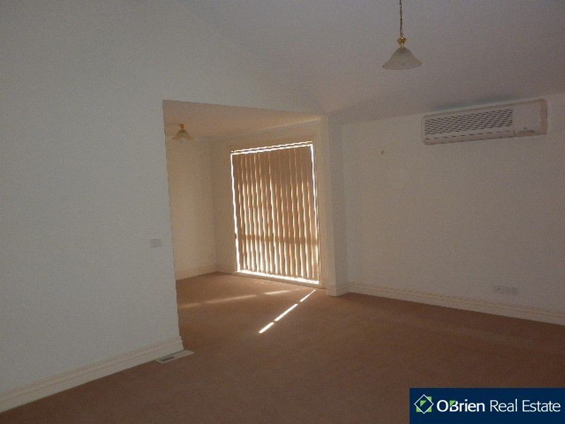 66 Wintersun Road, Berwick VIC 3806