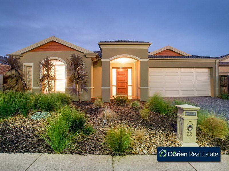 22 Bernly Boulevard, Berwick VIC 3806