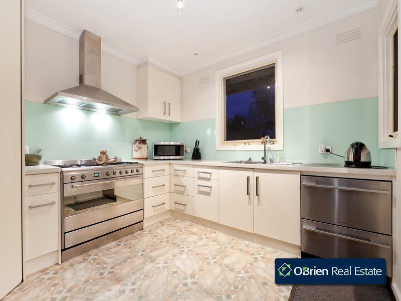 24 Bakers Road, Clyde VIC 3978