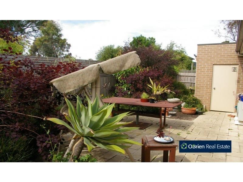 2/34 Clarence Road, Wantirna VIC 3152